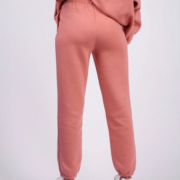 Brunnette the label sweats - Picture 2 of 2